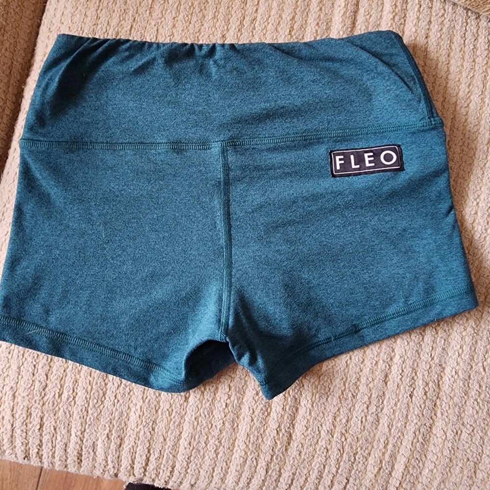 EUC Fleo Shorts.